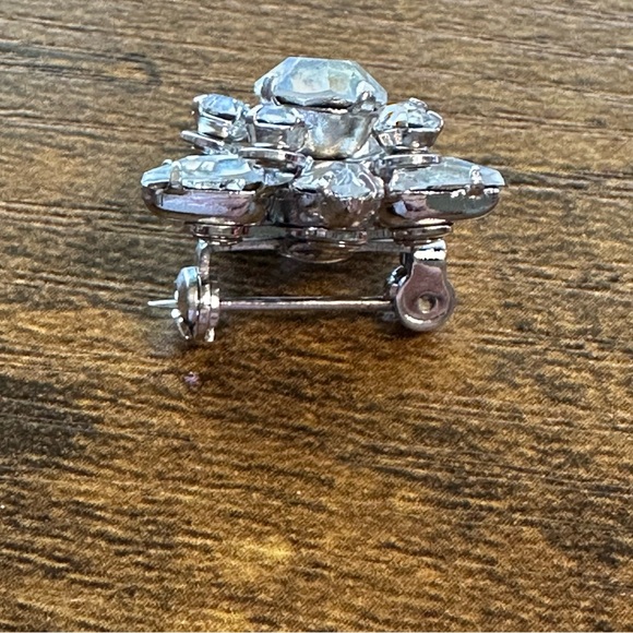 Vintage star brooch - Picture 16 of 16